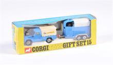 Corgi Toys, Gift Set 15 Land Rover + Perdeanhänger