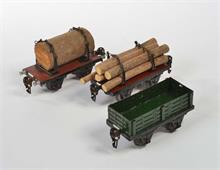 Märklin, 3 Güterwagen (2x mit Holz beladen)