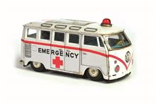VW Bus Ambulanz "Emergency"