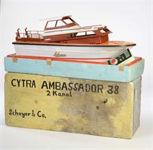 Schuco, Elektrisches Fernlenkboot "Ambassador 38"