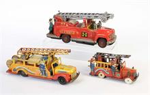TN u.a., 3 Feuerwehrautos