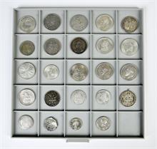 Konvolut Südamerikanischer Silbermünzen. 24 Stück