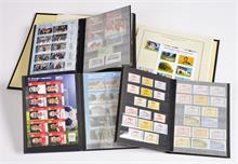 Briefmarken, Konvolut von hunderten Briefmarken der BRD in sechs Alben.
