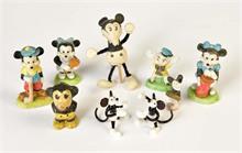9 Micky Maus Figuren, meist Porzellan