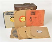 8 LPs mit Disney Geschichten im Schallplattenkoffer