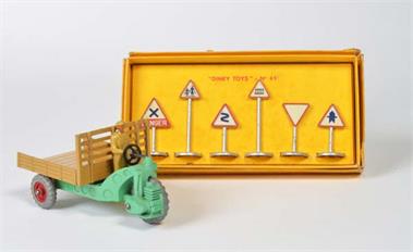 Dinky Toys, Signalschilder Set Nr 41 + Motocart Nr. 342