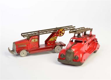 2 Feuerwehr Leiterwagen