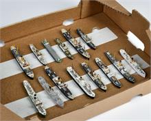 14 Modellschiffe, CM-Miniaturen