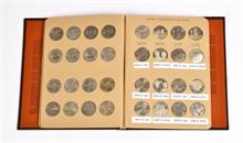 Vereinigte Staaten von Amerika, Sammlung von allen 52 "Modern Commemorative Half Silver Dollars" aus der Zeit von 1982-2019