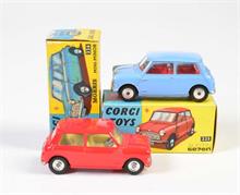 Corgi Toys, Austin Seven mit geformten Felgen + Morris Minor mit glatten Felgen, innen rot