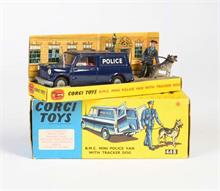 Corgi Toys, BMC Mini Police mit Diorama + Speichenfelgen