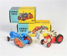 Corgi Toys, Massey Ferguson Traktor mit Schaufel + Fordson Power Traktor mit Raupenrad
