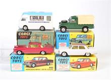 Corgi Toys, Fiat 2100, Mercedes 220 SE, Carrier Bantan + Land Rover