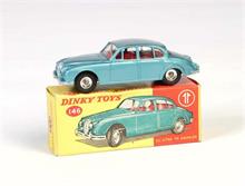 Dinky Toys, 2 1/2 Litre V8 Daimler
