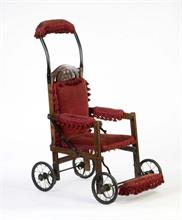 Antiker Rollstuhl um 1880