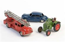 Märklin, Traktor, Feuerwehr + Mercedes 300