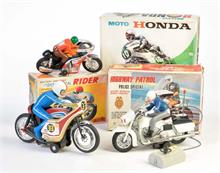 3 Motorräder, Paya Moto Honda, Yonezawa Highway Patrol + TPS Rider