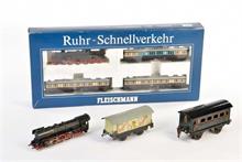 Märklin, Fleischmann u.a., Konvolut "Ruhr-Schnellverkehr" Packung, Lok + 2 Wagen