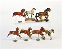 5 Karussell Pferde + 2 Pferde auf Rollen