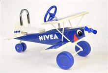 Nivea Werbemodell Flugzeug