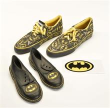 2x Batman Schuhe Gr. 11 für Kinder + Gr. 41