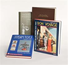 4 Bücher, 3x Spielzeug + Bon Voyage