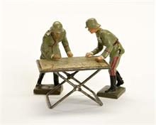 Lineol, 2 Soldaten am Kartentisch