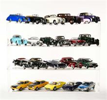 Minichamps, 21 Modellautos (Bentley, Cadillac u.a.)