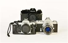 Nikon, 3 Kleinbildkameras: Nikkormat, Nikomat, FE 2