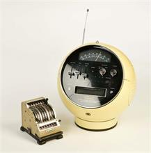 Weltron, Spaceball Radio mit 8 Spur Kassettendeck + Rechenmaschine Resulta 7