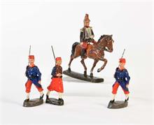 Elastolin, 4 französische Soldaten, 1x zu Pferd