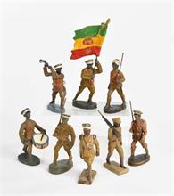 Lineol/Elastolin, 8 äthiopische Soldaten (Fahnenträger u.a.)