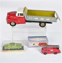 Linemar Coal and Coke Truck, Dinky Toys Feuerwehr + Ford Thunderbird