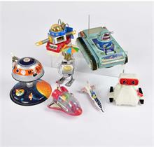 Tucher und Walther, Tomy u.a., Konvolut Roboter + Space Toys