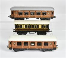 Bing, 2 Speisewagen LNER, 1 Personenwagen GWR