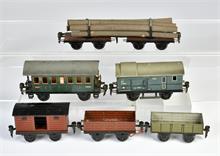 Märklin, 2 Personenwagen + 4 Güterwagen