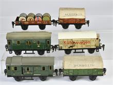 Märklin, 2 Postwagen + 4 Güterwagen