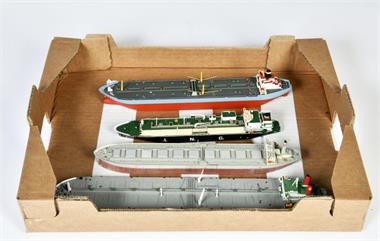 4 Tanker Modellschiffe