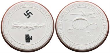 Drittes Reich, Porzellanmedaille, 1941, auf die Einnahme von Kreta, Scheuch 1874