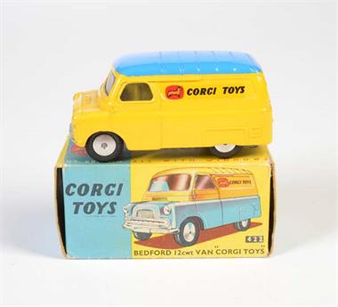 Corgi Toys, Bedford "Corgi Toy" (422), gelb/blau