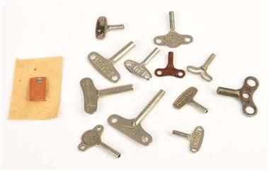 12 Uhrwerk Schlüssel + Original Zündschlüssel Distler Porsche