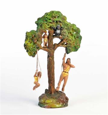 Durso, Tarzan, Jane + Boy im Baum