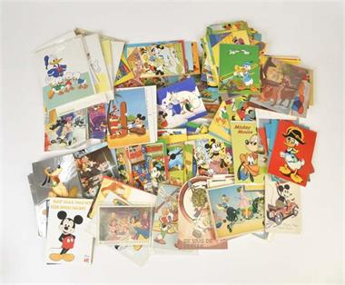 300 Postkarten mit Disney Motiven