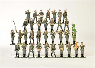 Preiser, 34 Soldaten