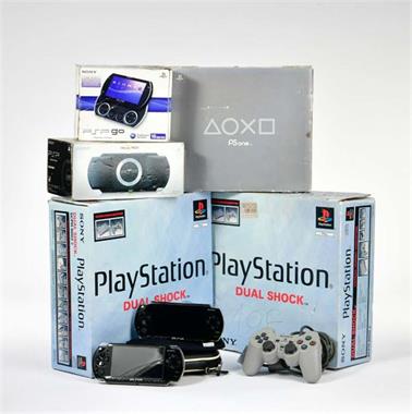 3x Playstation one + 3x PSP