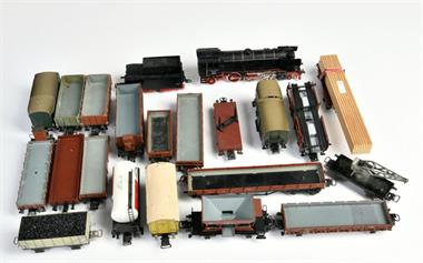Märklin, Lok und 19 Güterwagen, H0
